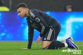 棒球是一场关于精确数据、极致耐心与团队协作的艺术盛宴